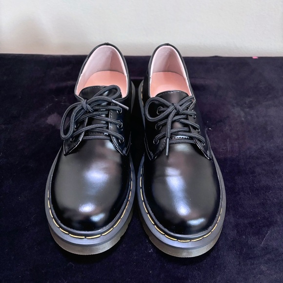 Oxford Shoes - Picture 4 of 7